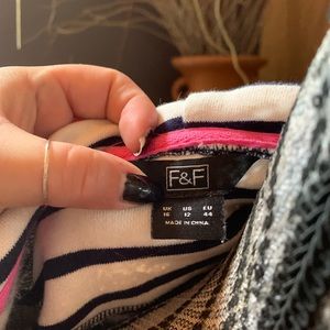 f&f Tops - NWOT navy striped zip up hoodie f&f Tops - NWOT navy striped zip up hoodie